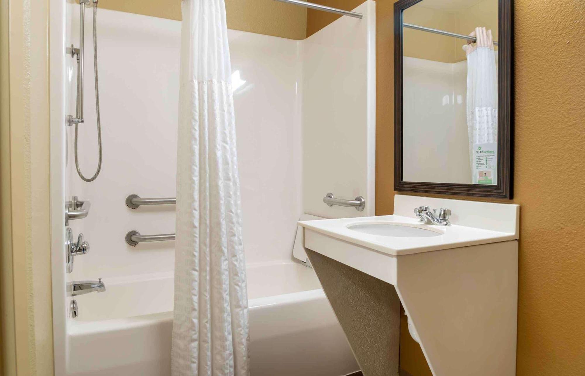 Extended Stay America Suites - Detroit - Metropolitan Airport Romulus Exterior foto